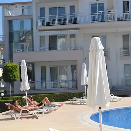Antalya 4 Nirvana Club First Floor Two Bedrooms Pool View With Water Slide Close To Center - Park 贝莱克