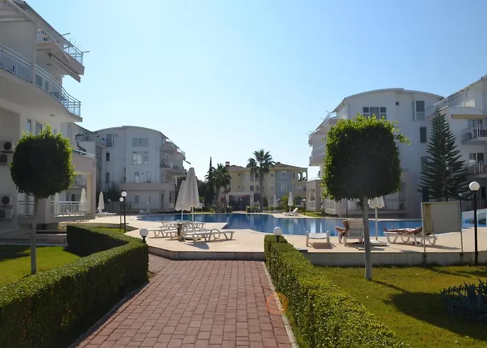 Nirvana Club Belek: Poolside Family Retreat Apartment *