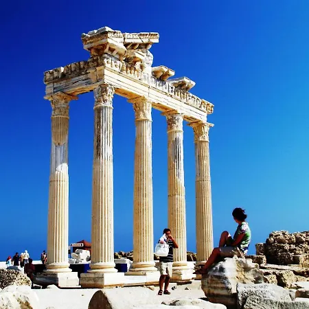 アパート Antalya 4 Nirvana Club First Floor Two Bedrooms Pool View With Water Slide Close To Center - Park