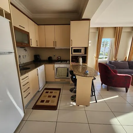 Nirvana Club Belek: Poolside Family Retreat Apartment *